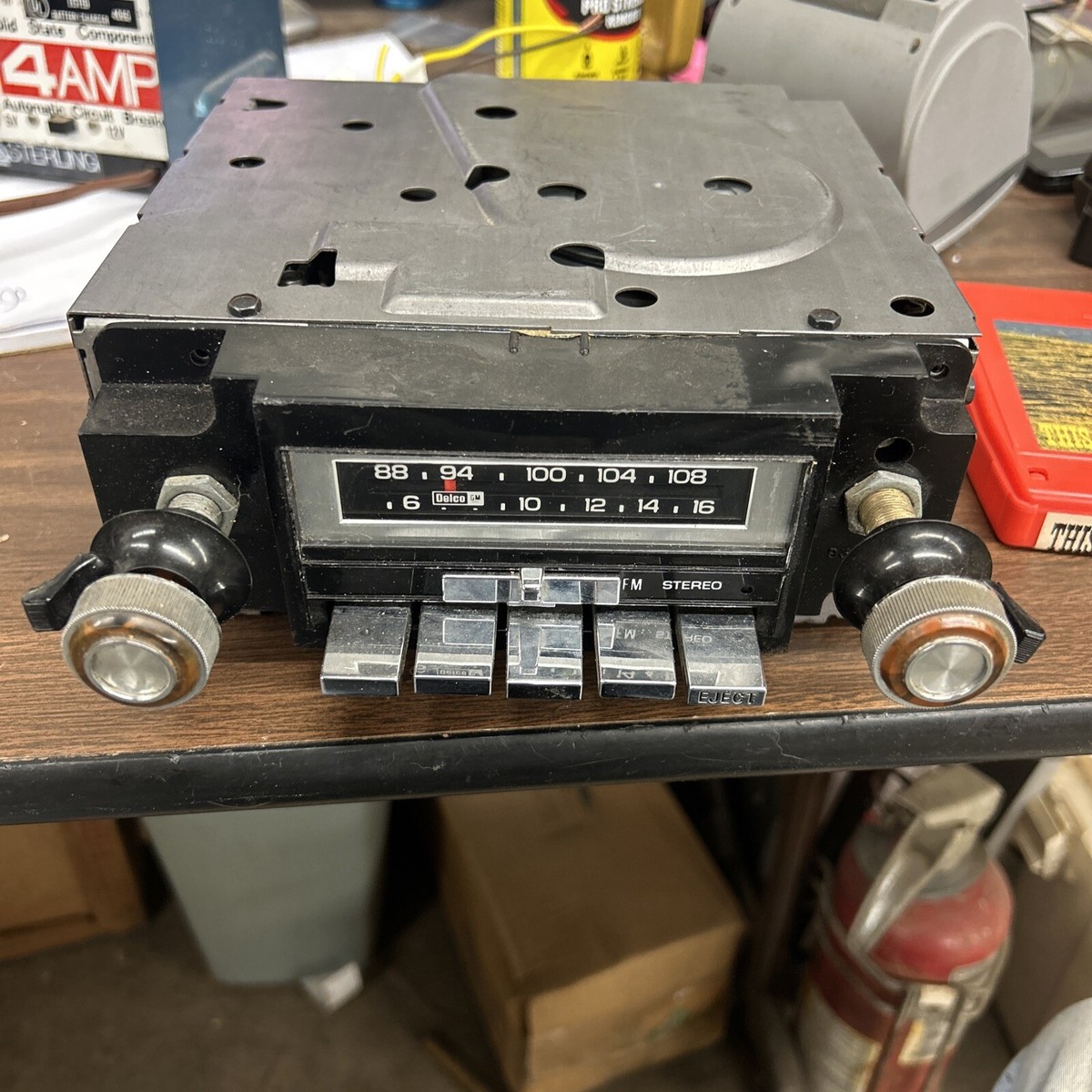 Vintage 1978-84 GM Delco Shaft Style AM/FM Radio #7898510 | eBay