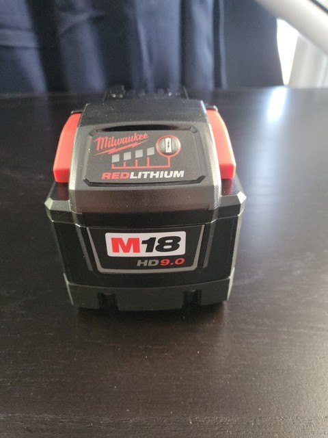 Genuine Milwaukee M18 XC 9 Amp 18 Red 