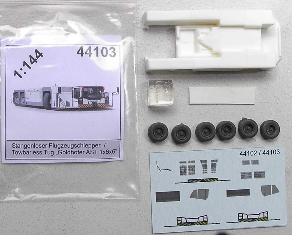stangenloser Flugzeugschlepper - Goldhofer AST 1x6x6  - 1:144  bs-design