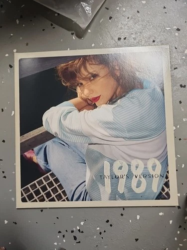 Tbc by Taylor Swift (Record 1989 Republic Records)