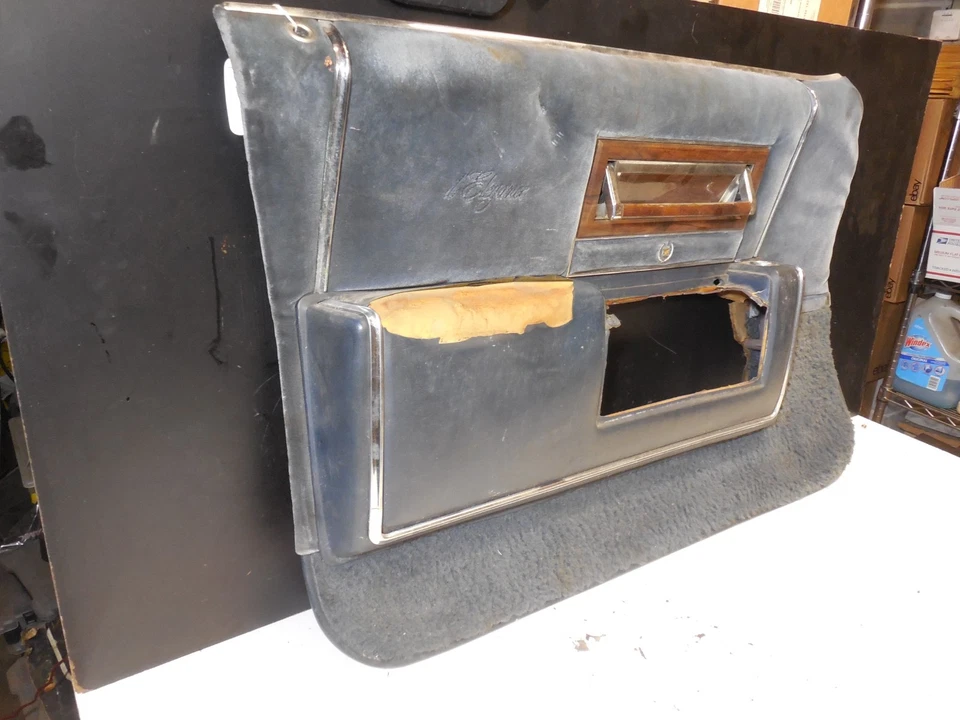 Panel interior de puerta delantera izquierda para Cadillac Brougham 87-91 Foto 2 de 4