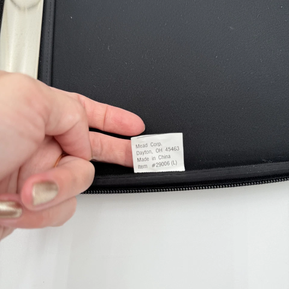 Carpeta de 3 anillas vintage Nike Mead con cremallera gris 13x11,5x2,5 Foto 4 de 4