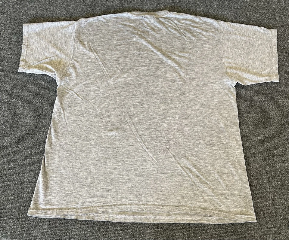 Camiseta Marshall House Vancouver De Colección Gris Rojo Gráfico Para Hombres XL Foto 2 de 4