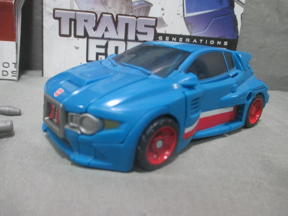Transformers Generations SKIDS Complete Thrilling 30 2014 Autobot - Image 2 of 4