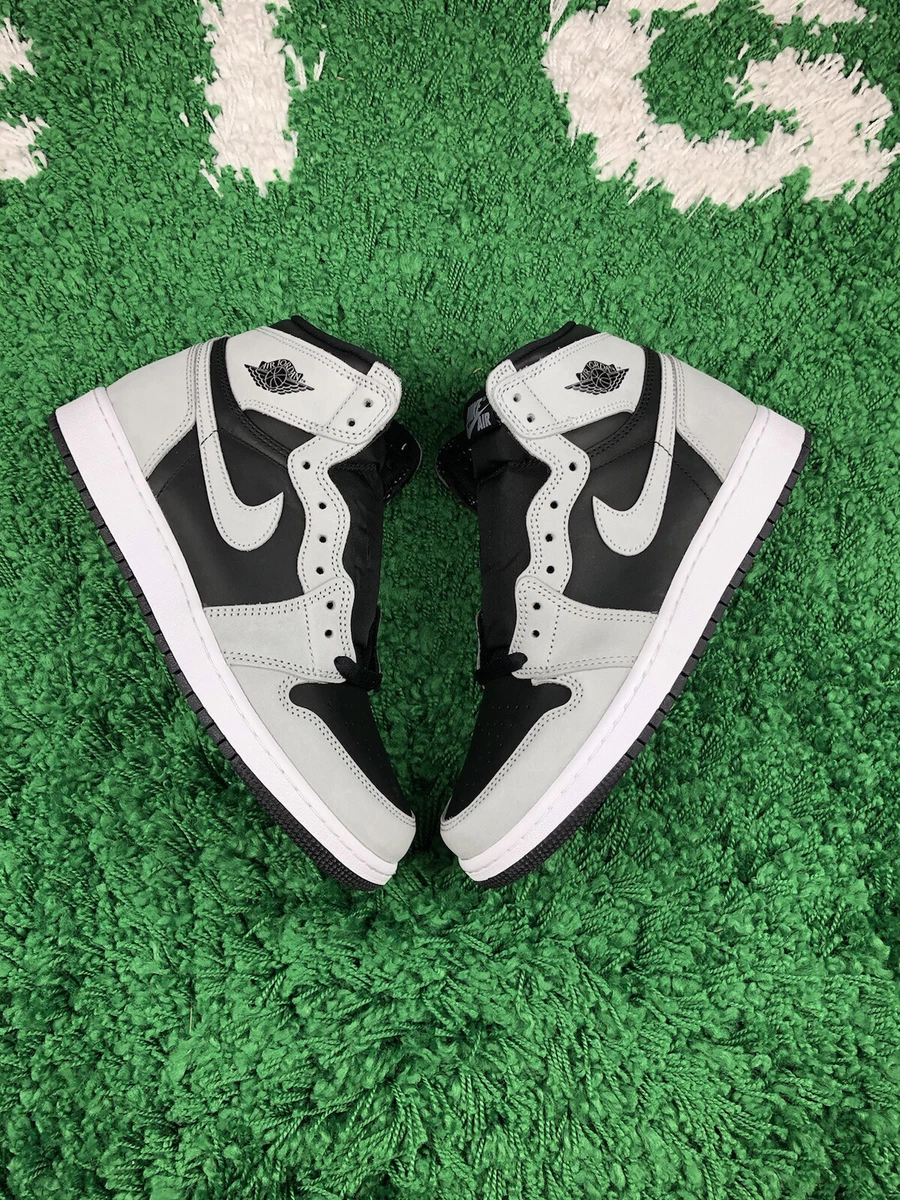 Air Jordan 1 Retro High OG GS Shadow 2.0 size 7Y Women’s size 8.5 575441-035