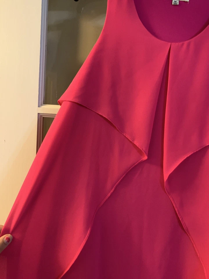 YA Los Angeles Rosa Caliente Elegante Vestido Remoto Vestido Sin Mangas Mujer MEDIANO Foto 2 de 4