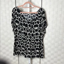 Worthington Black and White Women's Top
