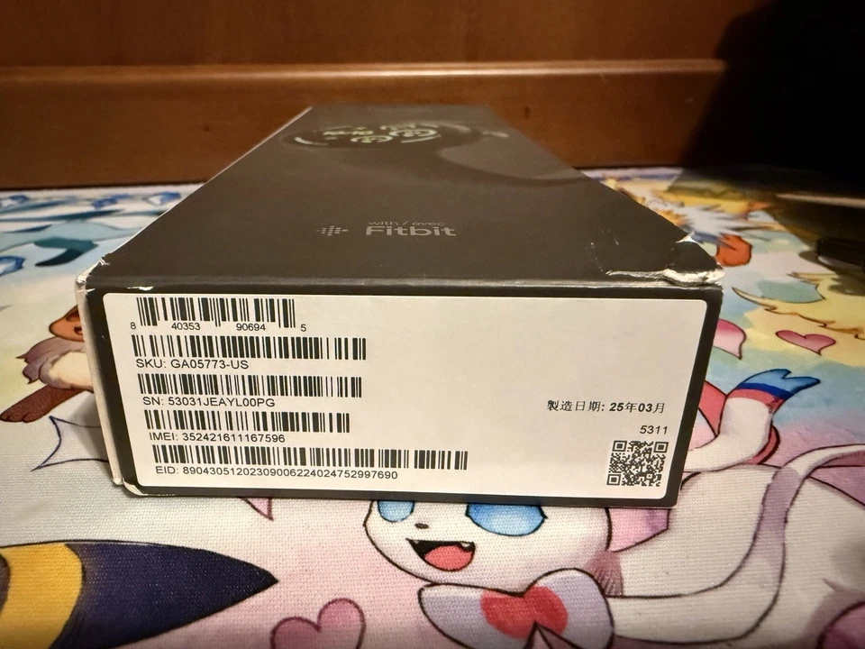 Google Pixel Watch 3 45mm 4G LTE, Black, Box Ding - Image 4 of 4