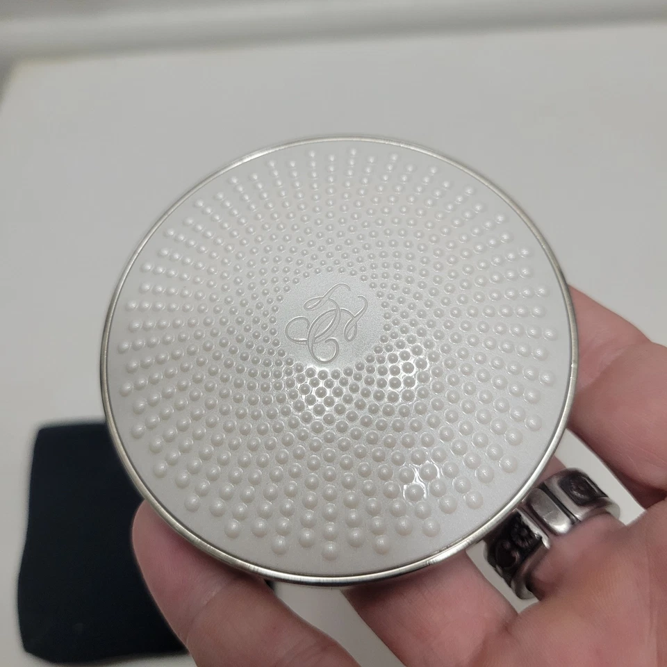 NUEVO Polvo facial Guerlain Meteorite Voyage Compact 01 Mythic 11 g 8E01 recargable Foto 2 de 4