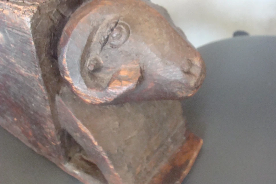 Très ancien pressoir,pilon,bois,taillé main, zoomorphe bélier,art populaire,rare - Photo 2/4