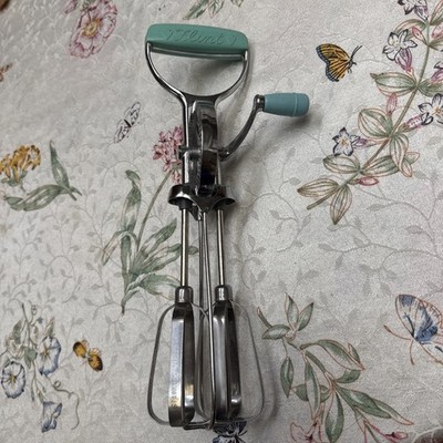 VTG Flint Best Manual Hand Mixer Turquoise Stainless Steel 1950's Mid Century