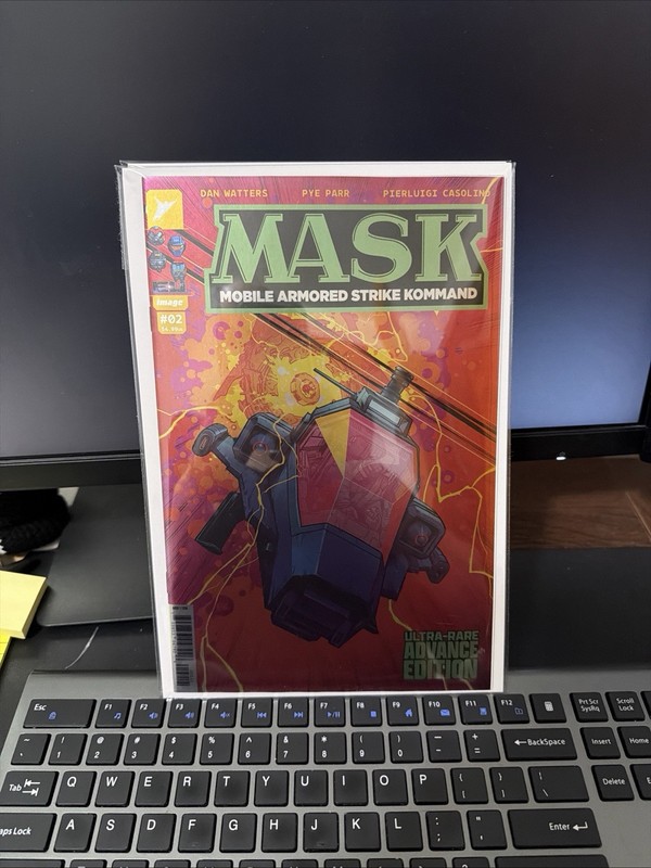 MASK #2 BLIND BAG #1 VARIANT R PYE PARR RED FOIL VARIANT  NM PLEASE READ