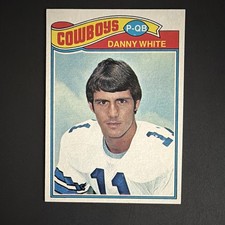 Topps 1977 Topps Danny White #284 Dallas Cowboys Rookie Football Card. rookie card picture