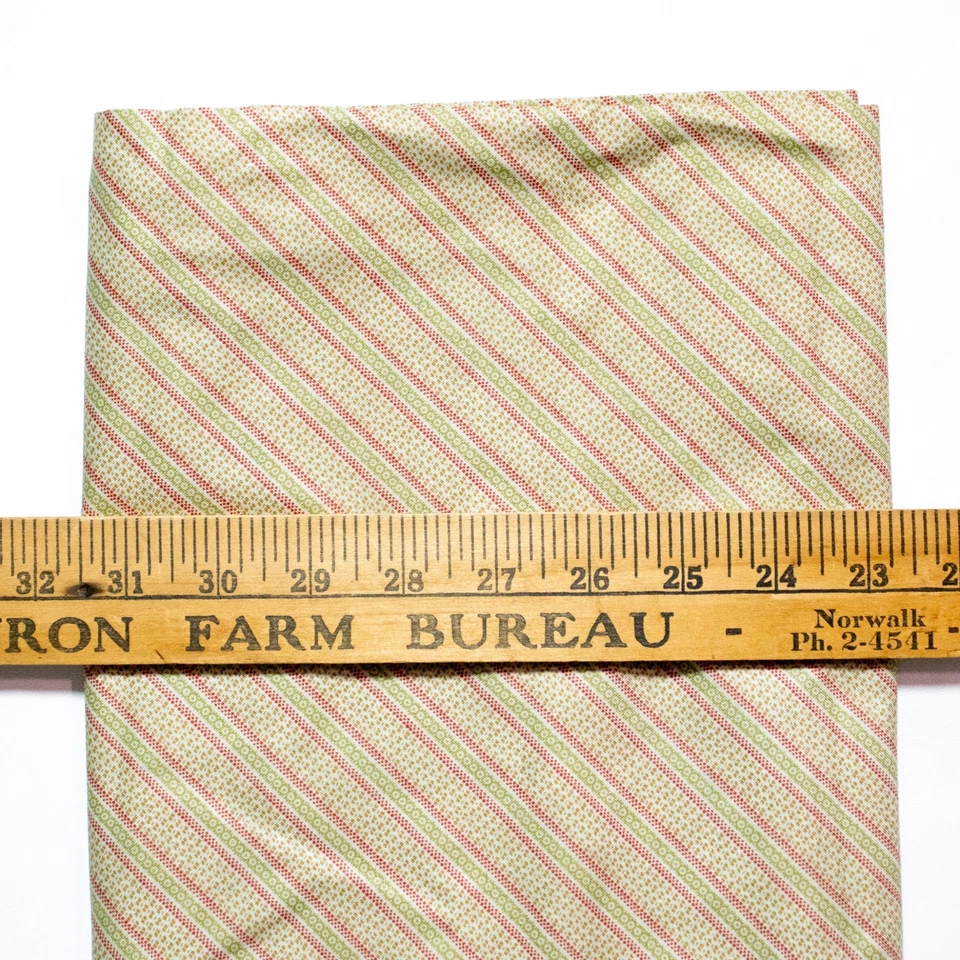 Moda Peace on Earth 3 Sisters Cotton Quilting Fabric Half Yard BTHY Green Red - Image 3 of 3