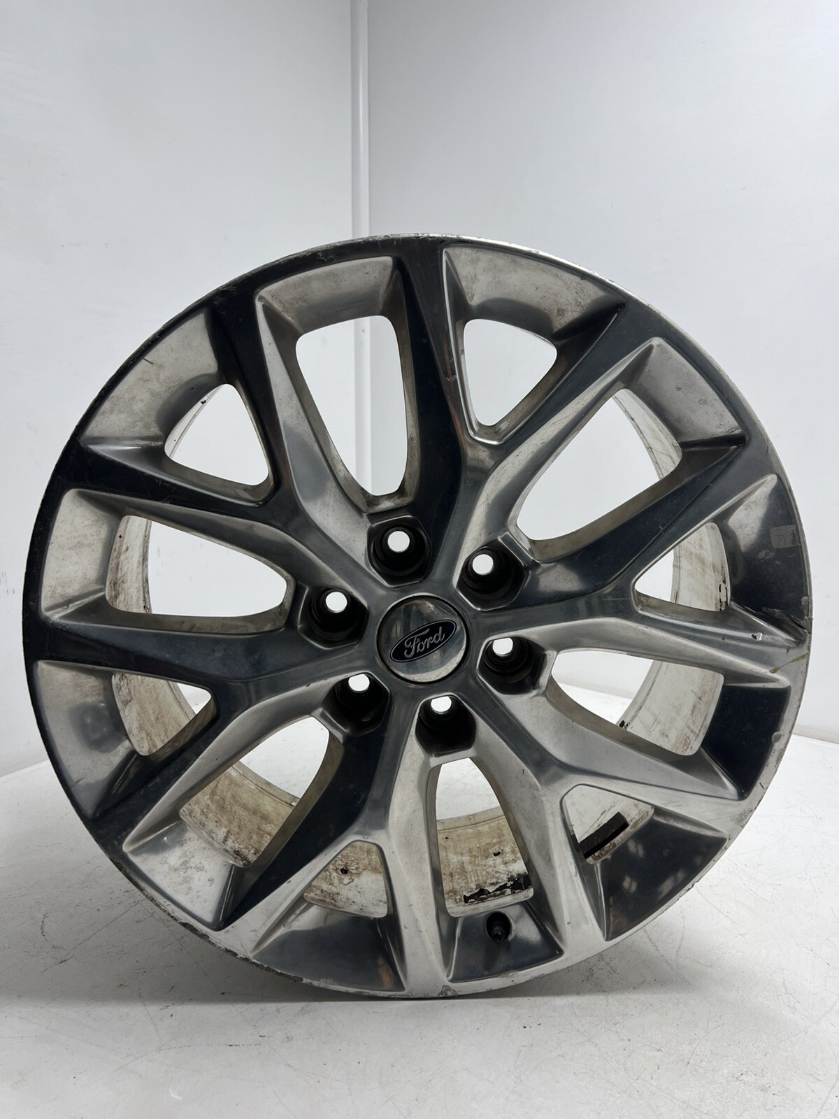 17 Ford Expedition Limited  Wheel Rim 20x8.5 PN FL14-1007-TA OEM USED