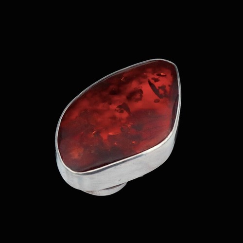 Large Sterling Silver Ring with Amber. - Picture 4 of 5