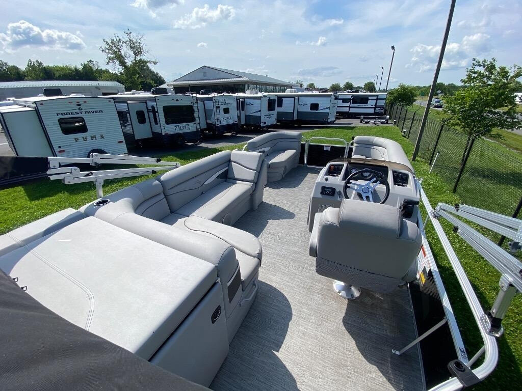 2020 BENNINGTON 20 SLV 20SLV Used