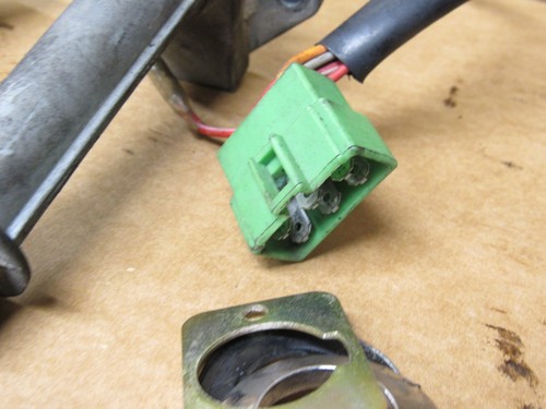 1987 Suzuki Cavalcade GV1400 Ignition Switch Key Set Luggage Storage Compartment - Picture 11 of 12