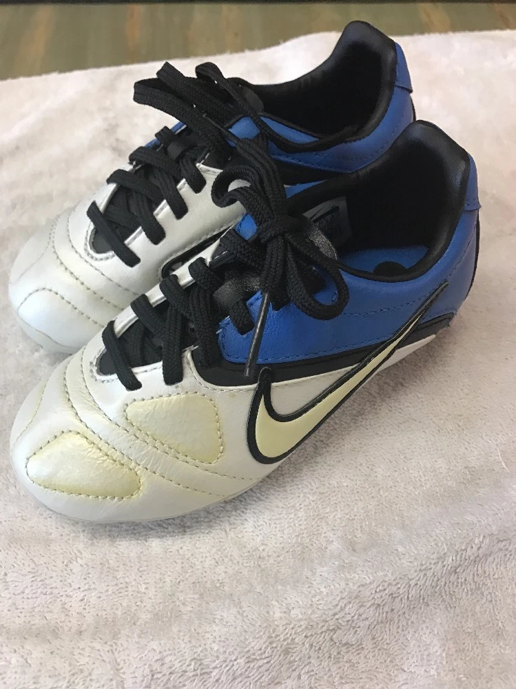 nike ctr360 size 10.5
