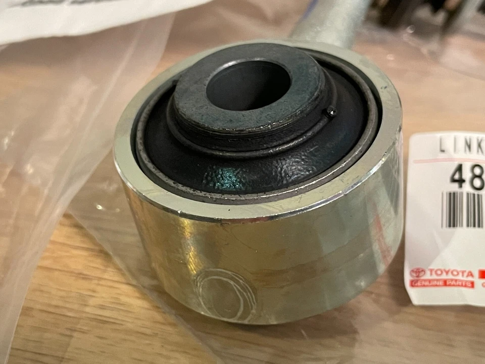 Lexus Genuine LX570 Toyota Land Cruiser 200 Front Stabilizer Link Left Right OEM Foto 3 de 4