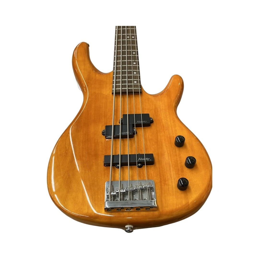 Alvarez bass sales guitar