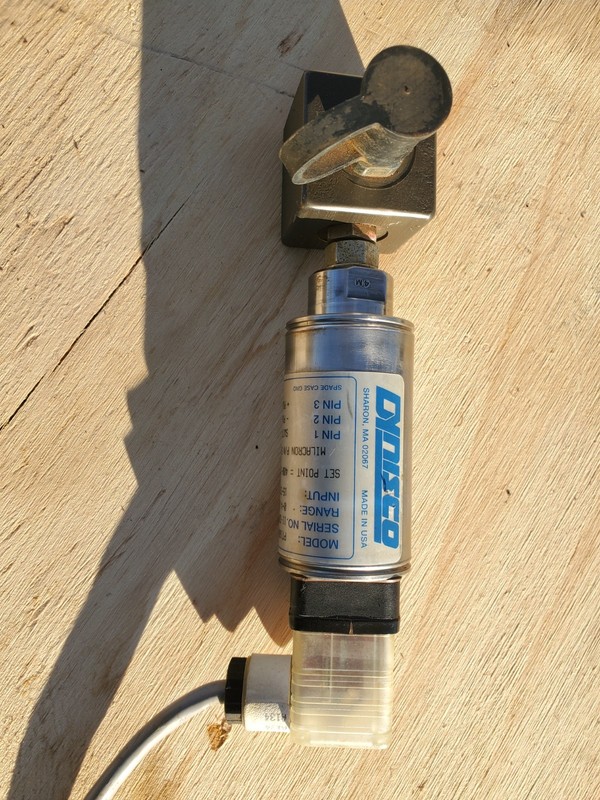 Dynisco PT160SW-4M-H74 Pressure Transducer 0-4000PSI 15-32v-dc