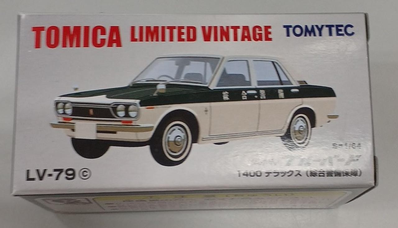 Tomytec Tomica Limited Vintage Datsun Bluebird