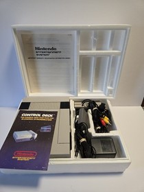 Consola Nintendo NES Control Deck Completa con Caja Original Limpia PROBADA