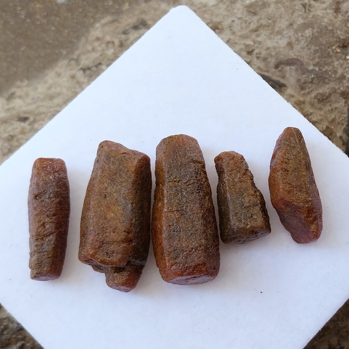264 Ct 22 to 35 MM Natural Red Pink Color Ruby Raw Rough 5 Piece