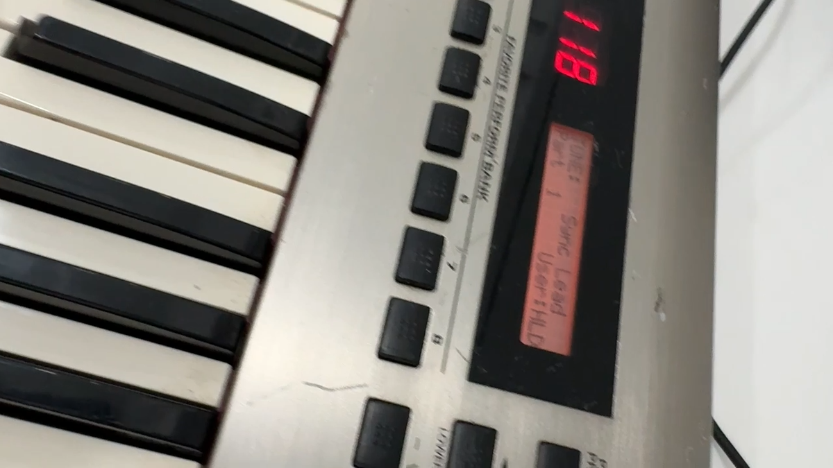 Roland RS-9 Synthesizer 88 Semi Weighted Keys - Read! - See Video