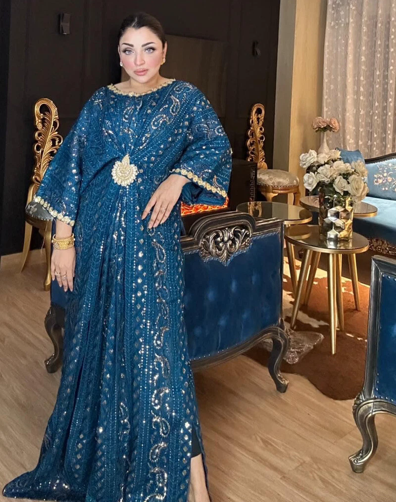 Pakistani kaftan shop