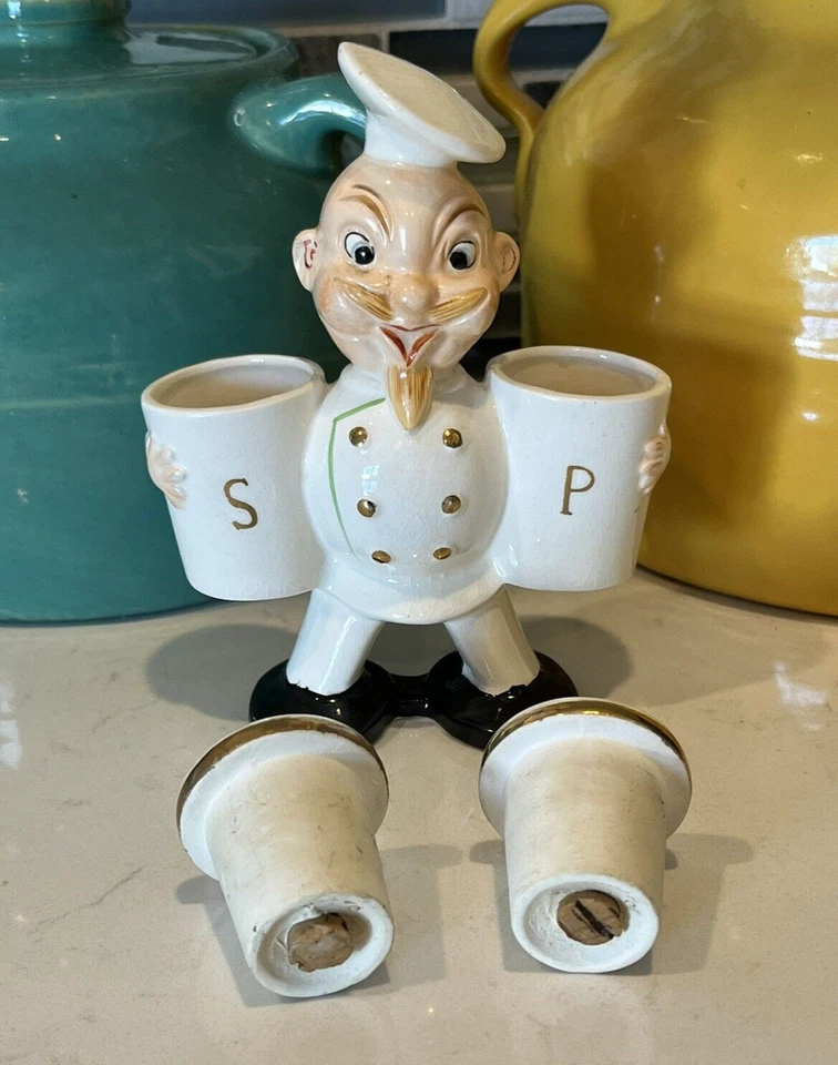 VINTAGE 1957 CERAMIC CHEF PIERRE with SALT AND PEPPER SHAKERS - Image 4 of 4