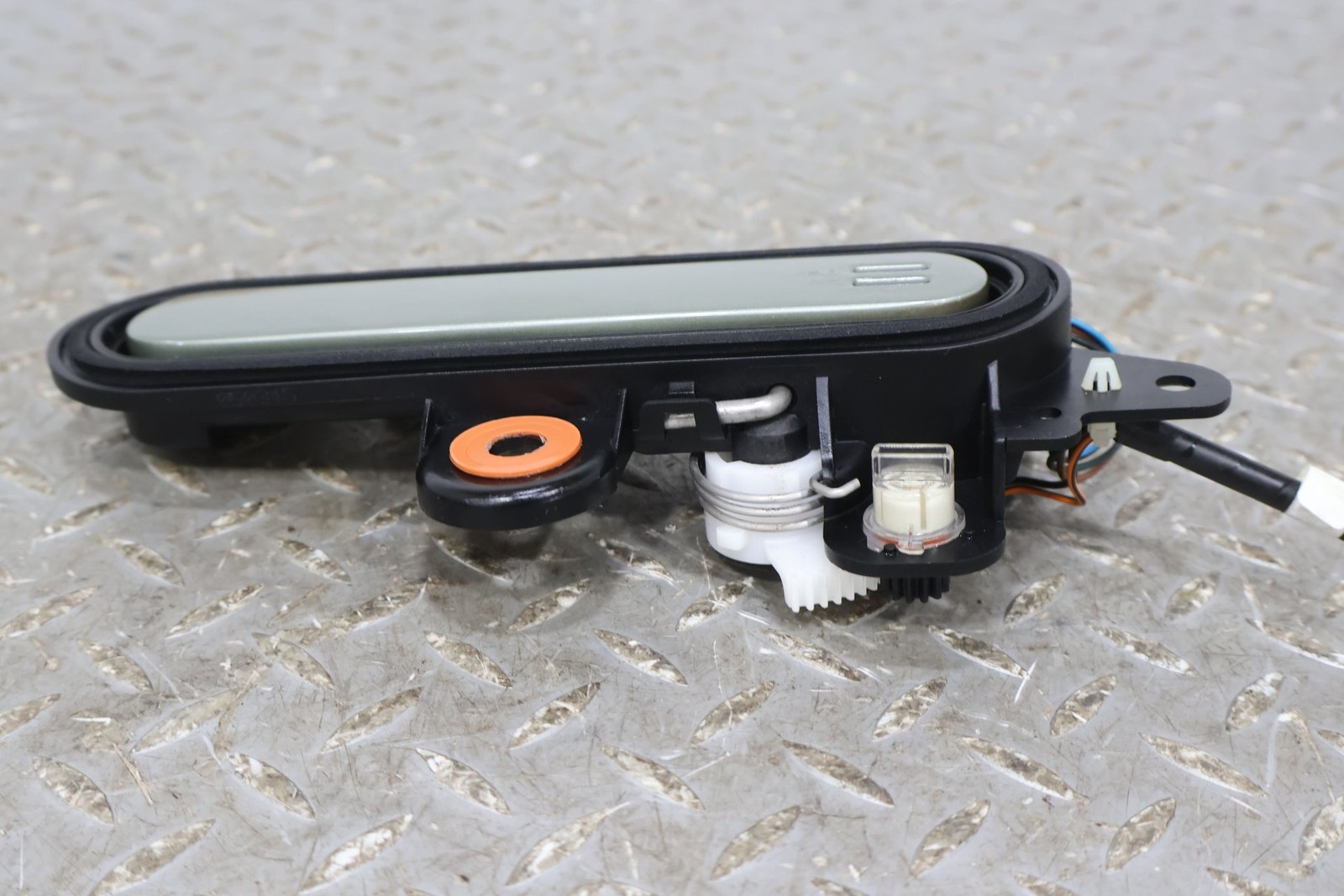 09 Aston Martin V8 Vantage Right Exterior Door Handle (California Sage AST1338D)