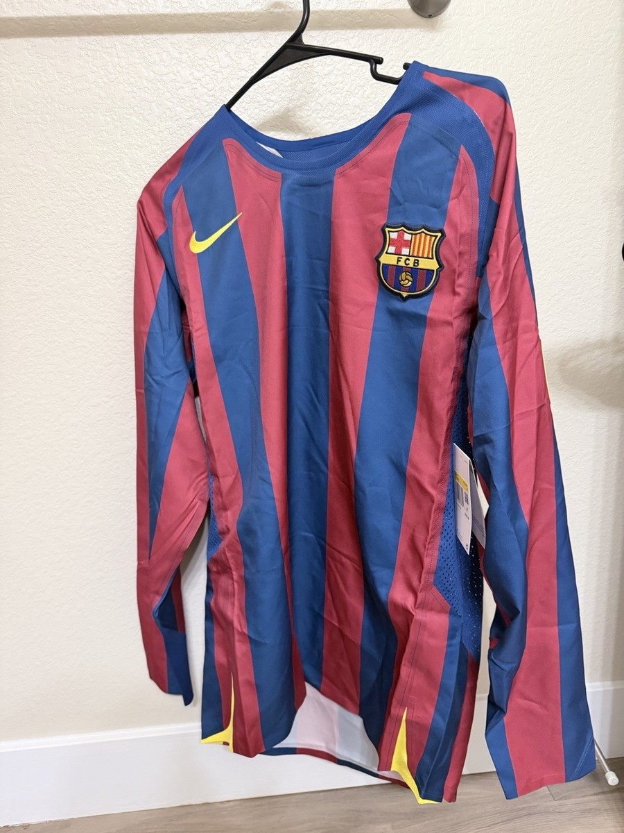 FC Barcelona Nike 長袖ユニフォーム選手支給用ロナウジーニョＬ Nike FC Barcelona 2005/06 Reissue Ronaldinho Soccer Long-Sleeve