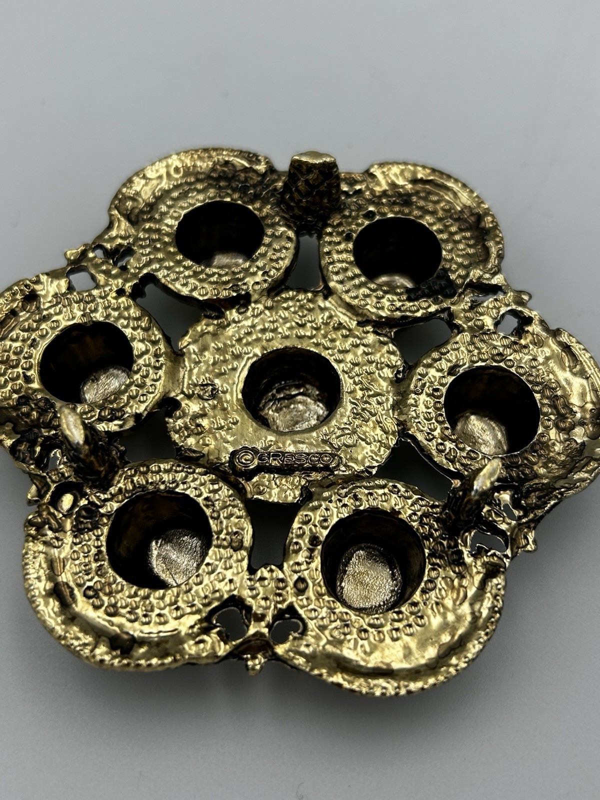 Vintage Gresco Gold Tone Thimble Holder 7 Pc Metal Display Stand