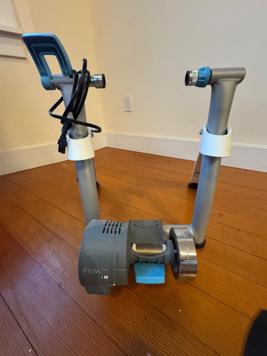 TACX Flow Smart Bike Trainer T2240 Wireless ANT+/Bluetooth PICK UP
