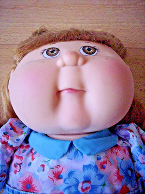 Cabbage patch kids Puppe mit Sommersprossen, 42 cm groß, gebraucht, gut erhalten