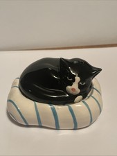 Vintage Cat Curled Up On It’s Bed Salt & Pepper Pots. By Knobler Japan.