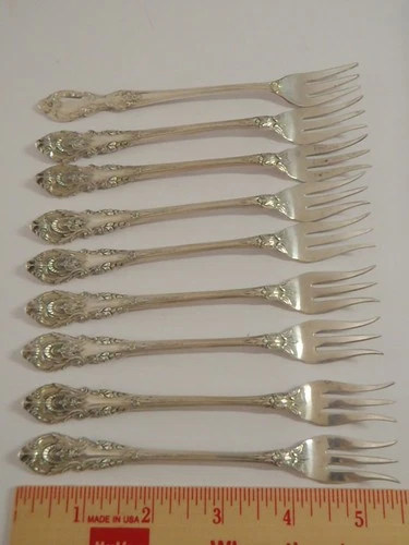 8 WALLACE SIR CHRISTOPHER 189 GRAMS STERLING SILVER SEAFOOD FORKS NO MONO 5 1/2"