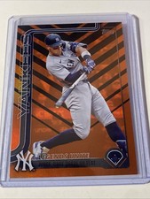 2025 Topps Update Series - Legends Unite Aaron Judge Holiday Orange & Black Foil