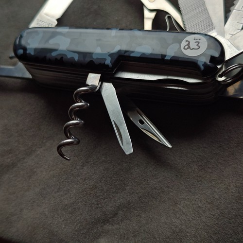 Victorinox Taschenmesser Champion C discontinued NAVY Schweizer Offiziersmesser - Bild 7 von 9