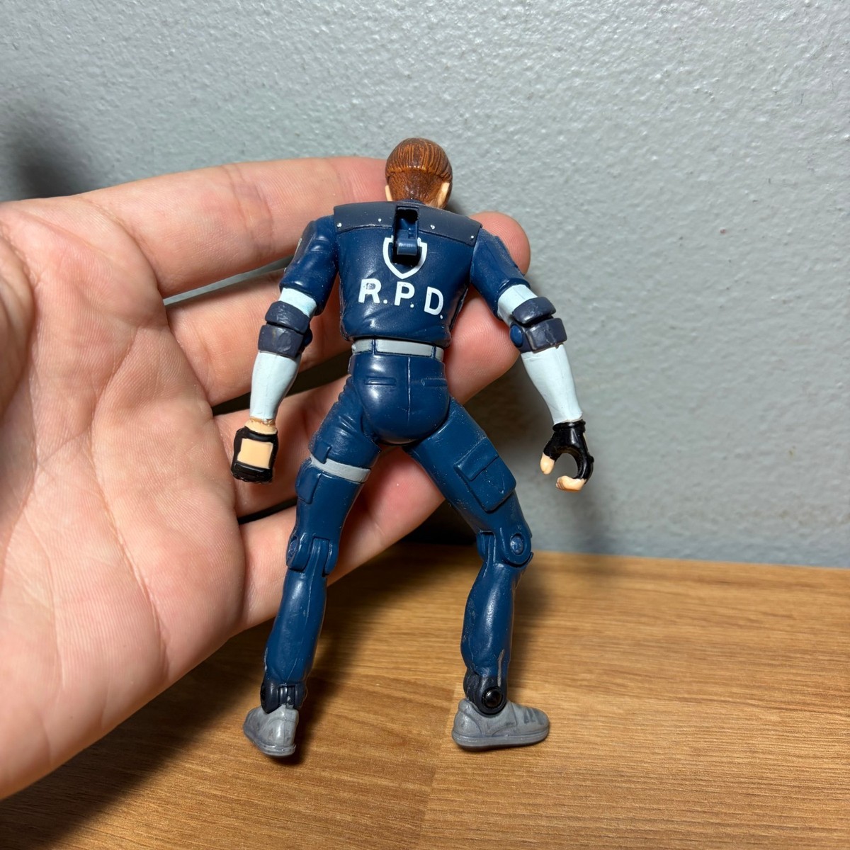 Resident Evil 2 Biohazard Leon S Kennedy Action Figure Toy Toybiz
