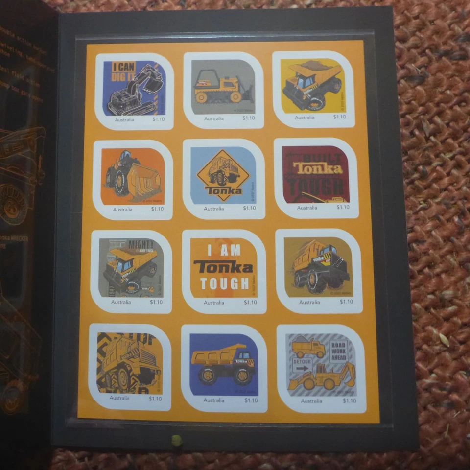 CAMIONES DE JUGUETES AUSTRALIANOS TONKA 75 ANIVERSARIO 12 SELLOS AUTOADHESIVOS DIFERENTES Foto 3 de 4