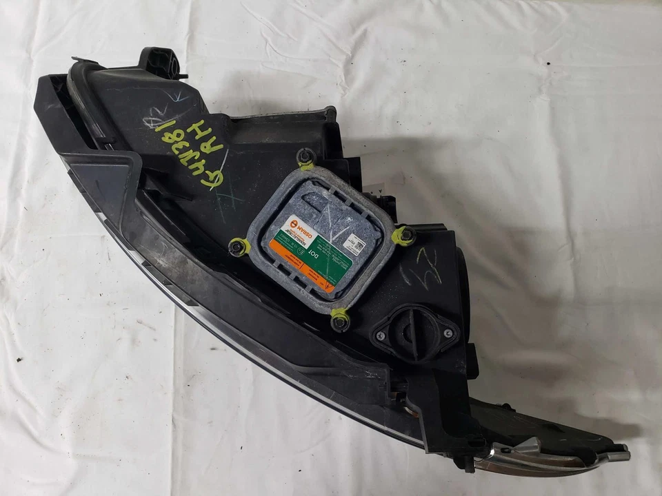 Used Right Headlight Assembly fits: 2014 Lincoln Mks xenon HID adaptive headlamp Foto 4 de 4