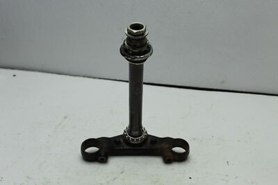 1985 HONDA VF500 MAGNA (#401) TRIPLE TREE STEERING STEM FORK CLAMP