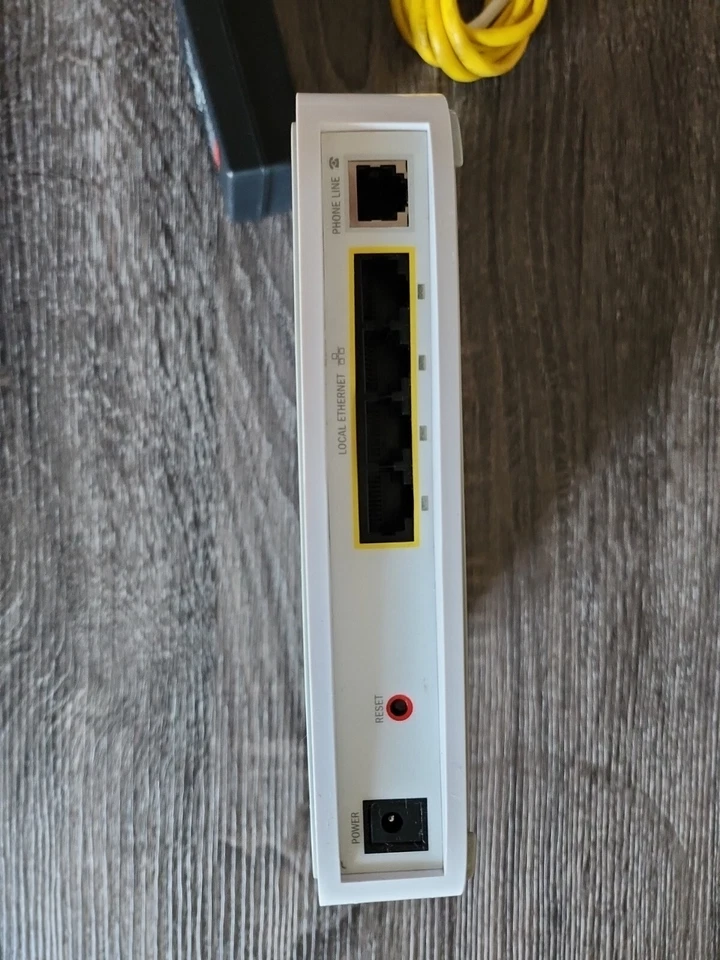 AT&T 2WIRE 2701HG-B HIGH SPEED WIRELESS DSL MODEM ONLY  - Image 2 of 4