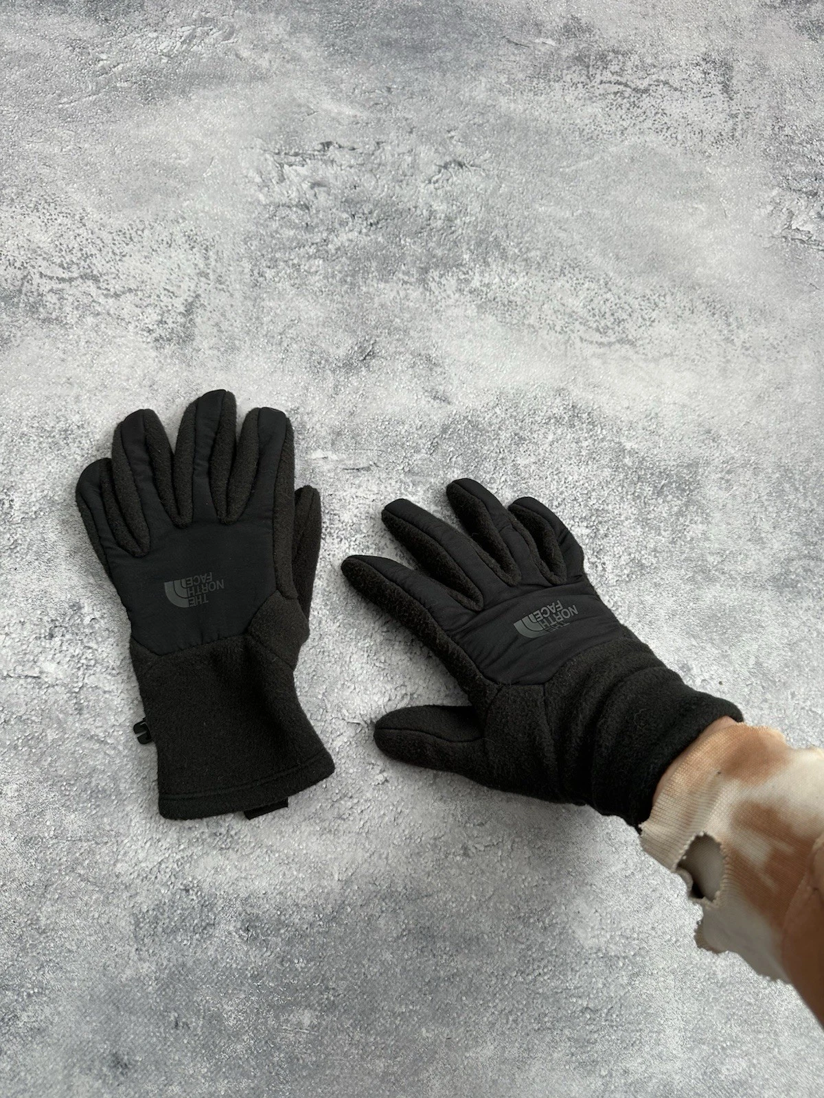 The North Face Gloves Men’s Small Black Fleece Winter Snow Ski Gorpcore Outdoor
Opens in a new windo
