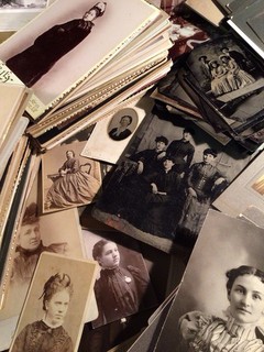 ANTIQUE CDV TINTYPE CABINET CARD PHOTO LOT 276 VICTORIAN LADIES & GENTS KIDS