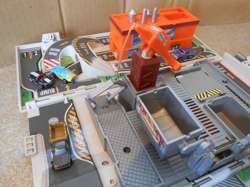Vintage 1998 Micro Machines Ottos trucking Truck Carry Playset + 20 VEHICLES - Picture 10 of 16