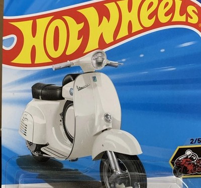 2025 Hot Wheels Vespa 90 Ss Super Sprint 1966 Toy Moped New In Package Mattel 